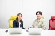 社員としてのマインド・行動指針として「5value」を設けています。Stance・Teamwork・Challenge・Humanity・Business skillの5つを意識できるよう評価制度にも取り入れています。