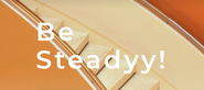 Steady+Y（Yesterday）=SteadyySteadyyには、「昨日より着実に成長し続ける」という意味