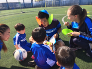 英語サッカースクールの様子