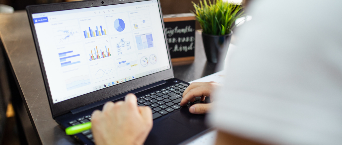 グローバルで活躍できる｜コーポレート部　経営企画/財務経理メンバー募集