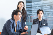 Java/PHP/Python｜高還元率×単金連動制！正当な評価を実現