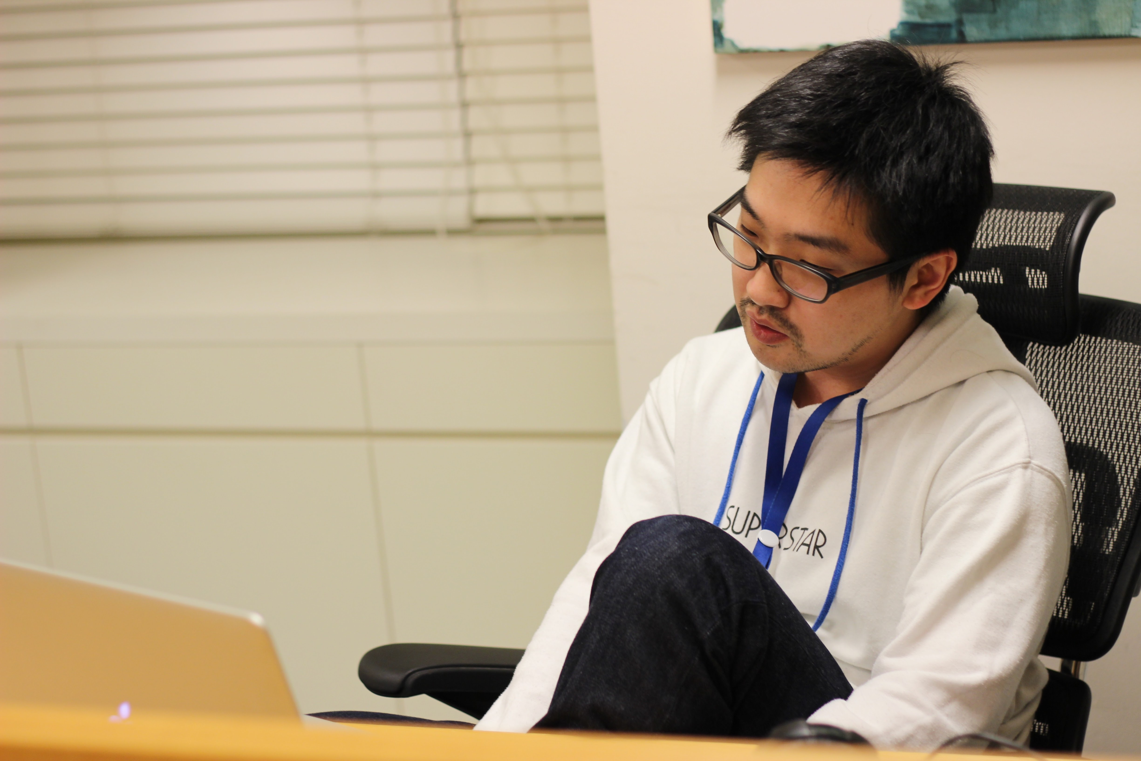 「『Webデザイン 会社』でググったらここにたどり着いた」デザイナーになりたかったプログラマが週5リモートでコードを書く理由