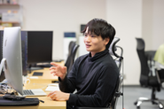 弊社ディレクターの名嘉です。