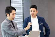 経営企画：斉藤・代表取締役：森川