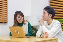 ラジオやポッドキャストが好きな方、営業職として音声事業に挑戦してみませんか