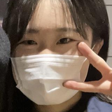 岡室 佑美佳