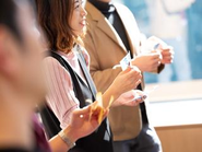 「ITを使える人材」を育て、企業の成長と社会課題解決を支える。