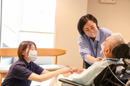 病気を抱えながらも、その人らしく生きていくために何ができるか？一緒に悩み、一緒に考え続けます。