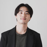 満野 翔