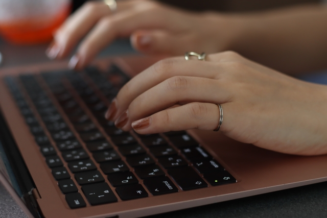 在宅歴２年の元OLが今感じている、フルリモートのメリット・デメリット！