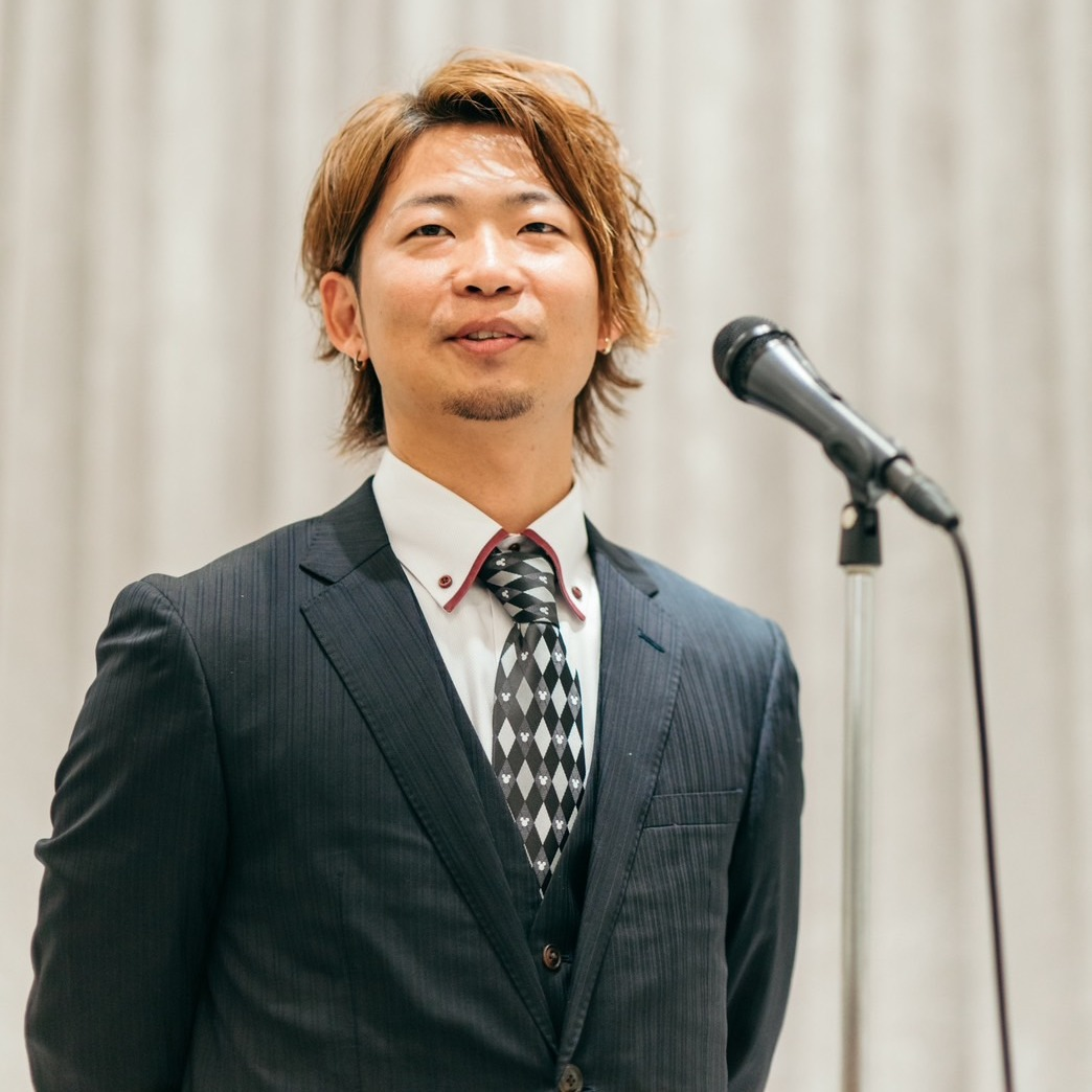 辻 真宏