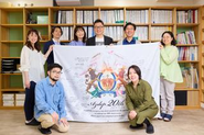 一昨年、創立20周年を迎えた際にオリジナルで制作したフラッグ。