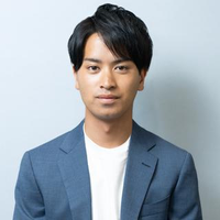 菅 千輝