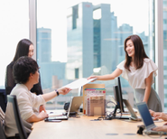 世界的に有名なIT企業や最新のスタートアップなど幅広いお客様と共に「信頼」を生み出すにはどうすればいいか？日々考えてコミュニケーション戦略を実行しています。