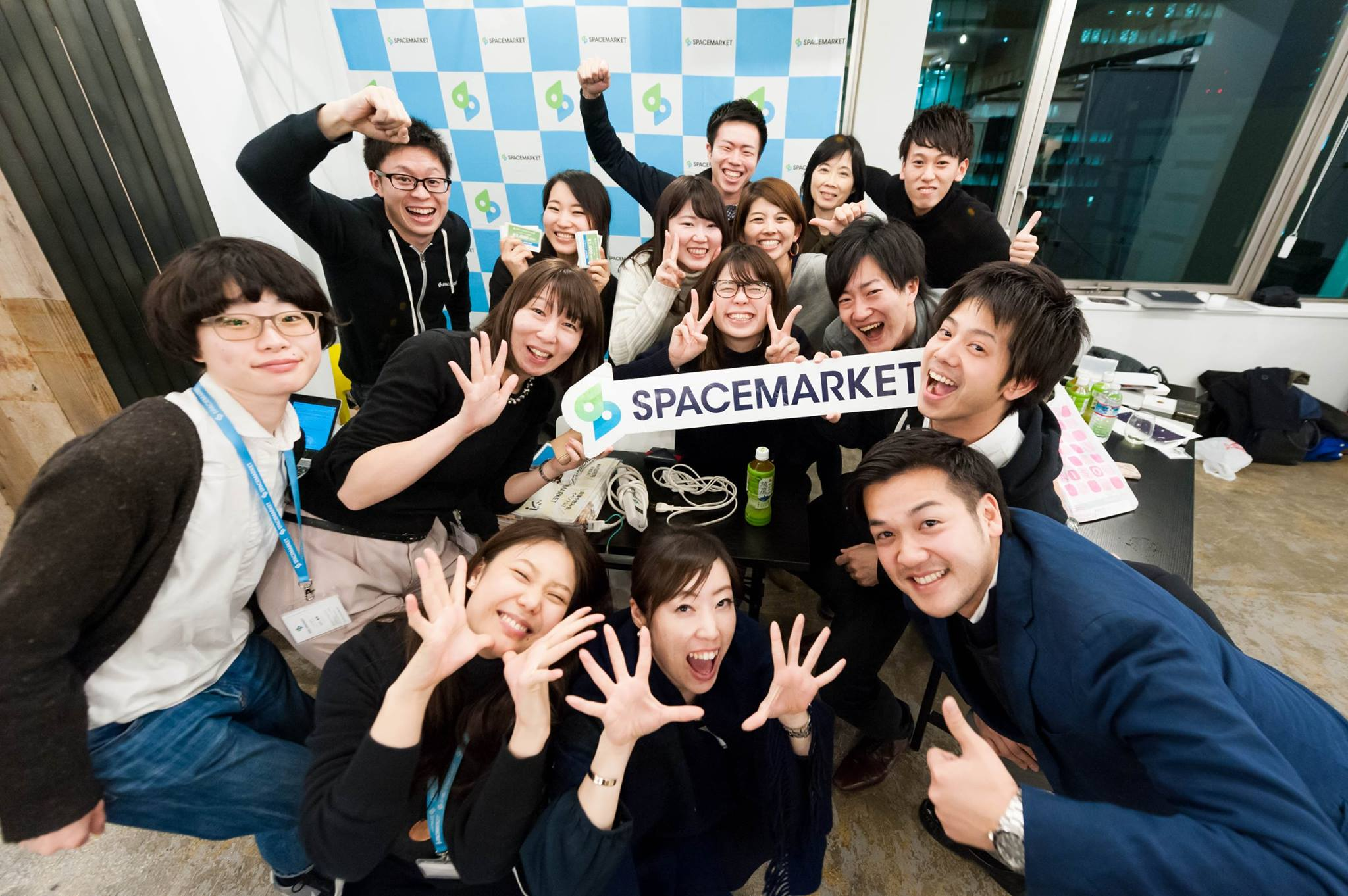 【インタビュー】フットワーク軽く組織横断で働くコーポレートメンバー