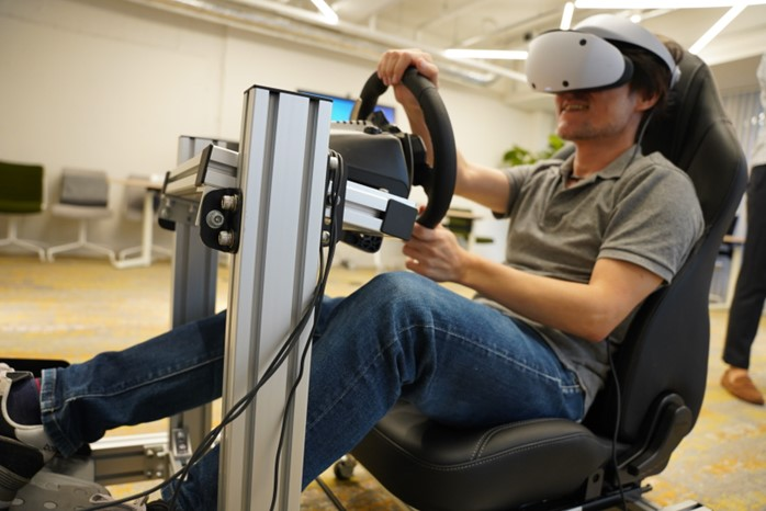 まずは味見<トライ>してみる！先行企画部が取り組む最先端技術の味見とは～VR  Game Day～