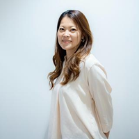 バーク 理絵さんのプロフィール