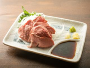 セントラルキッチンを備えており、仕入れ管理は徹底されています。