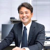 今岡 祐