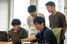 DevOpsエンジニア募集！最新のシステムを世界へ！
