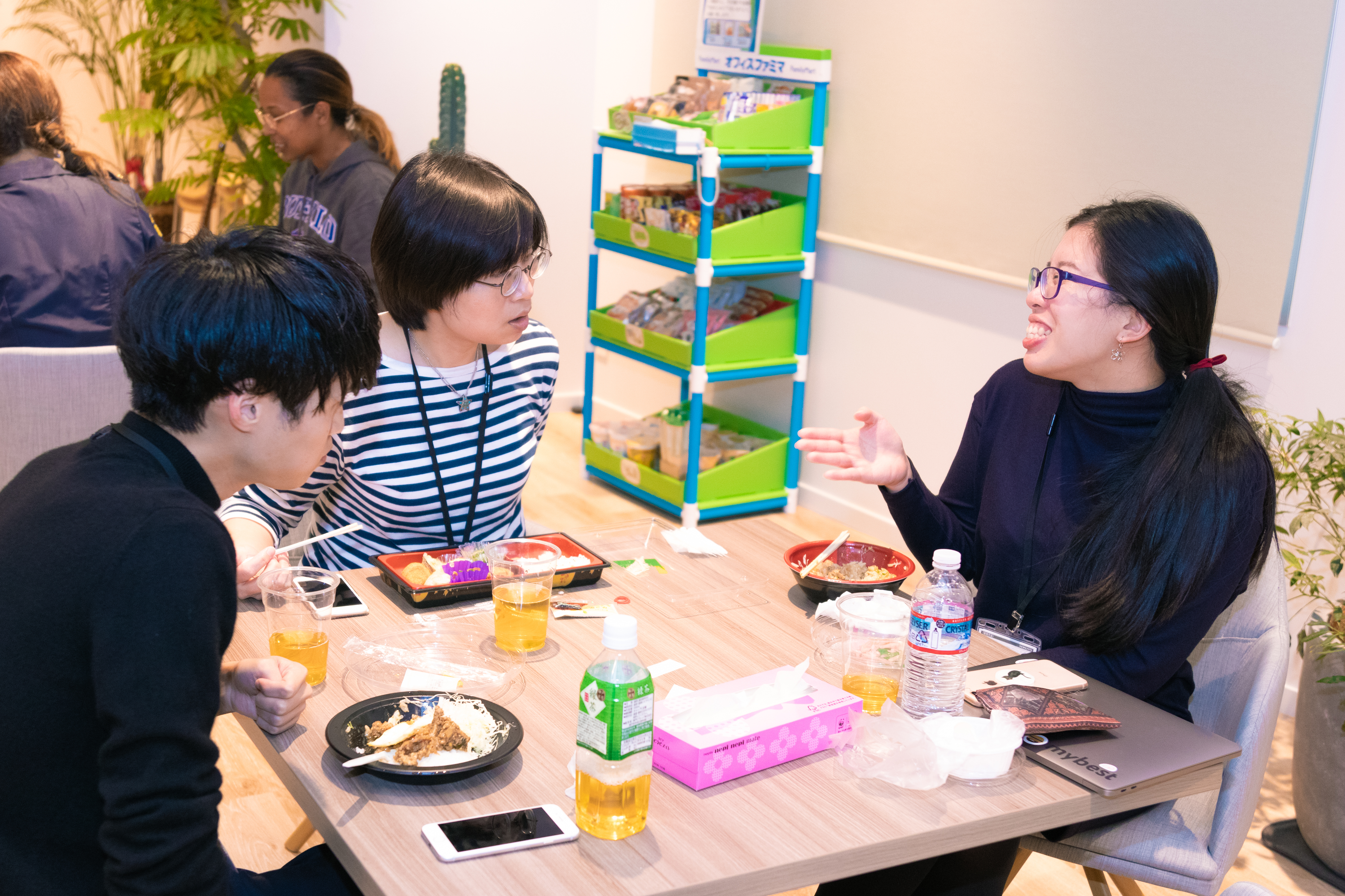 社内イベントDELとは？たまには英語、話しませんか？