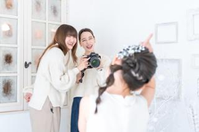 写真で人生を祝う。想いを形にするブライダルブランド企画メンバーを募集
