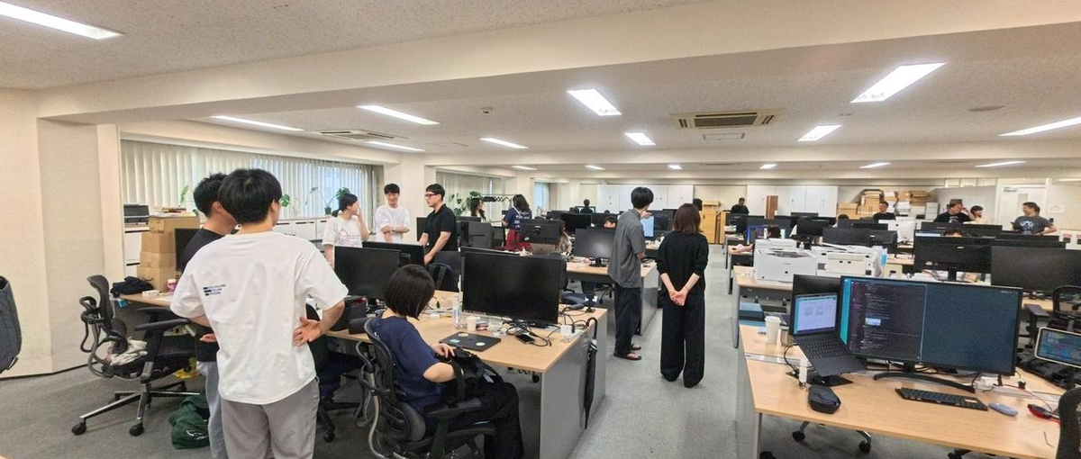 27卒、エンジニアとして走り出す。学びと挑戦ができるカラビナの第一歩！