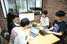 様々な領域の社内勉強会が多く、切磋琢磨できる環境でレベルアップ！