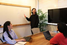 ディレクター経験者募集！｜同世代と幅広い制作案件を手がけませんか？
