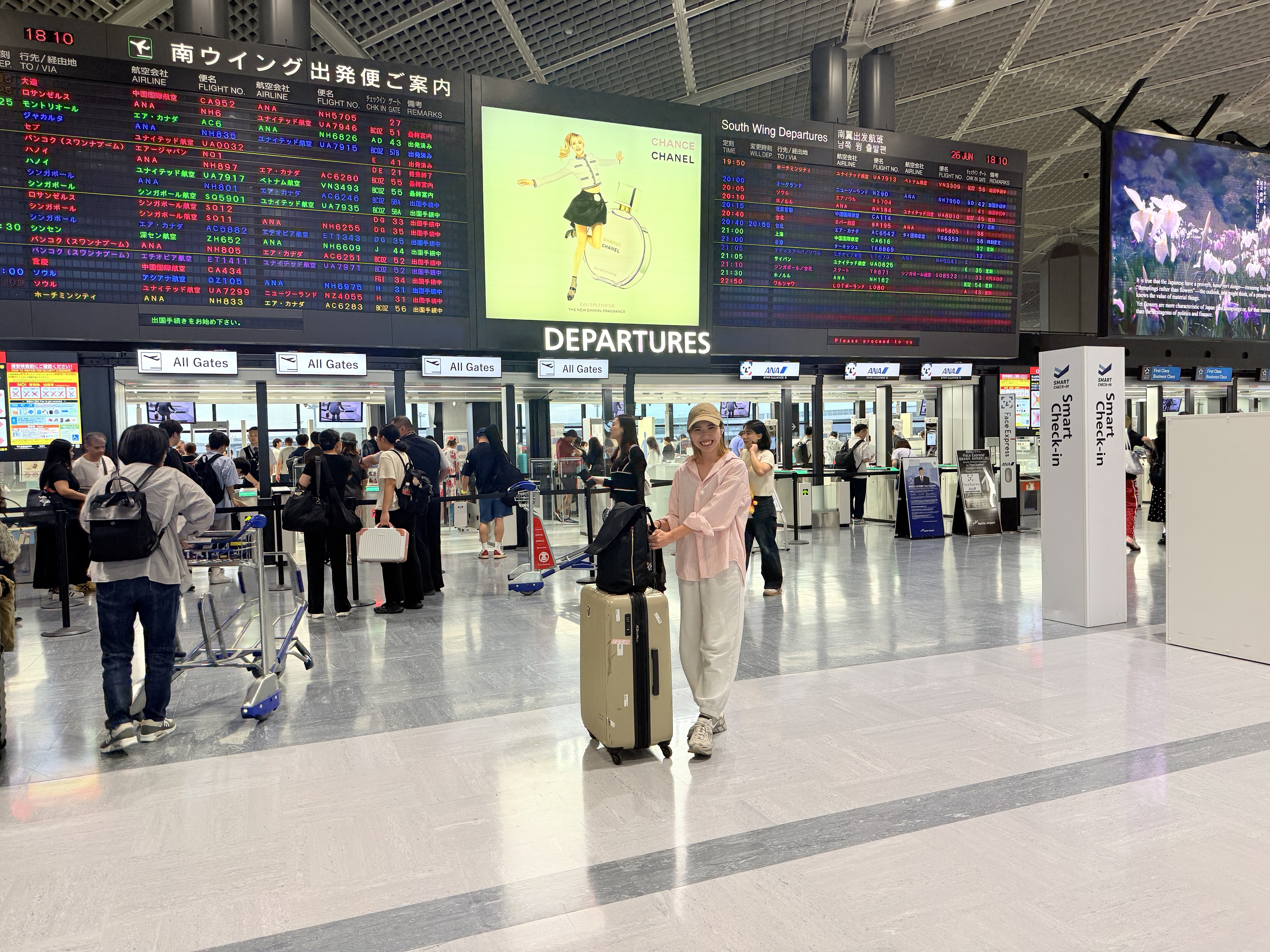 『異業種から転身した私が、IT営業の最前線で掴んだもの』ベトナム出張の1週間に密着！