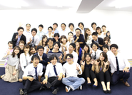 【広告制作職】平均年齢28歳の若い組織！若手の突き上げや下克上も大歓迎！