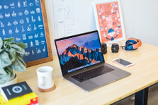 独学のみもOK！WEBデザイナーになりたい人募集！教育と実践で目指す自分へ
