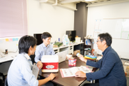 ただただ経験を積み重ねることが大事。一番の経験は色んな人と話をすること。和研工業株式会社はその機会を積極的に展開しています。