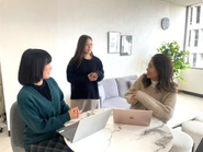 常駐先でも、ひとりで抱え込まないために。 ZERO-1では、定期的な面談やフォロー体制でエンジニアをしっかり支えています。