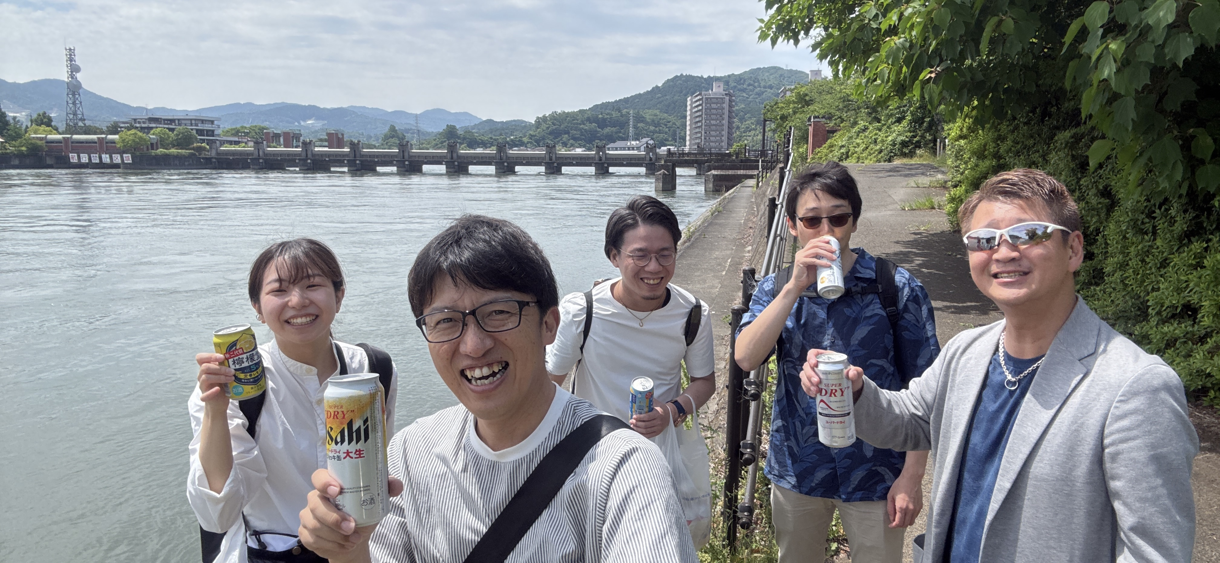 【2025夏：社員旅行】びわ湖へ！ワイワイ楽しく！浜辺で遊ぶ！！