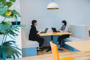 毎日コミュニケーションを取りながら、円滑に業務に取り組んでいます