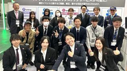  デザイナーだけではなく、企画営業、制作管理、運営サポートなどざまざまなメンバーが在籍。それぞれが職種を越えて、一つのプロジェクトを完成へと導きます。