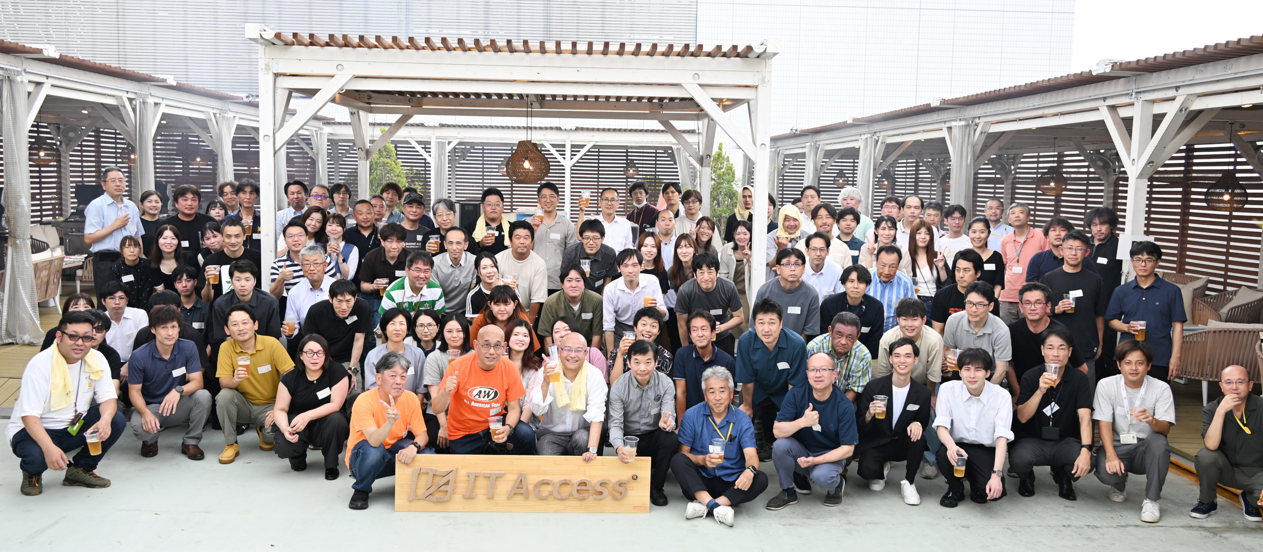 アイティアクセス設立25周年を祝うパーティを新横浜プリンスホテルで開催しました！