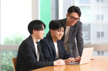 マーケティング│CEO直下で1からマーケを学び、自社メディア責任者へ