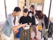 時には他部署のメンバーと議論を重ねることもあります。