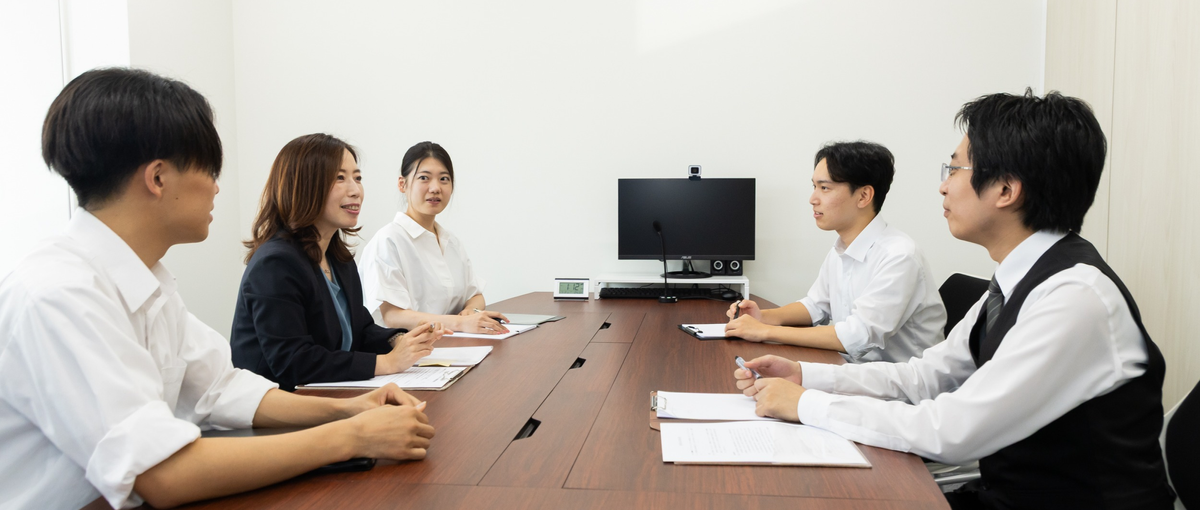 金融の営業経験を活かして、金融の専門家になろう