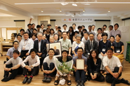 本社リニューアルパーティ。リニューアルも社員が中心となってすべて行いました。