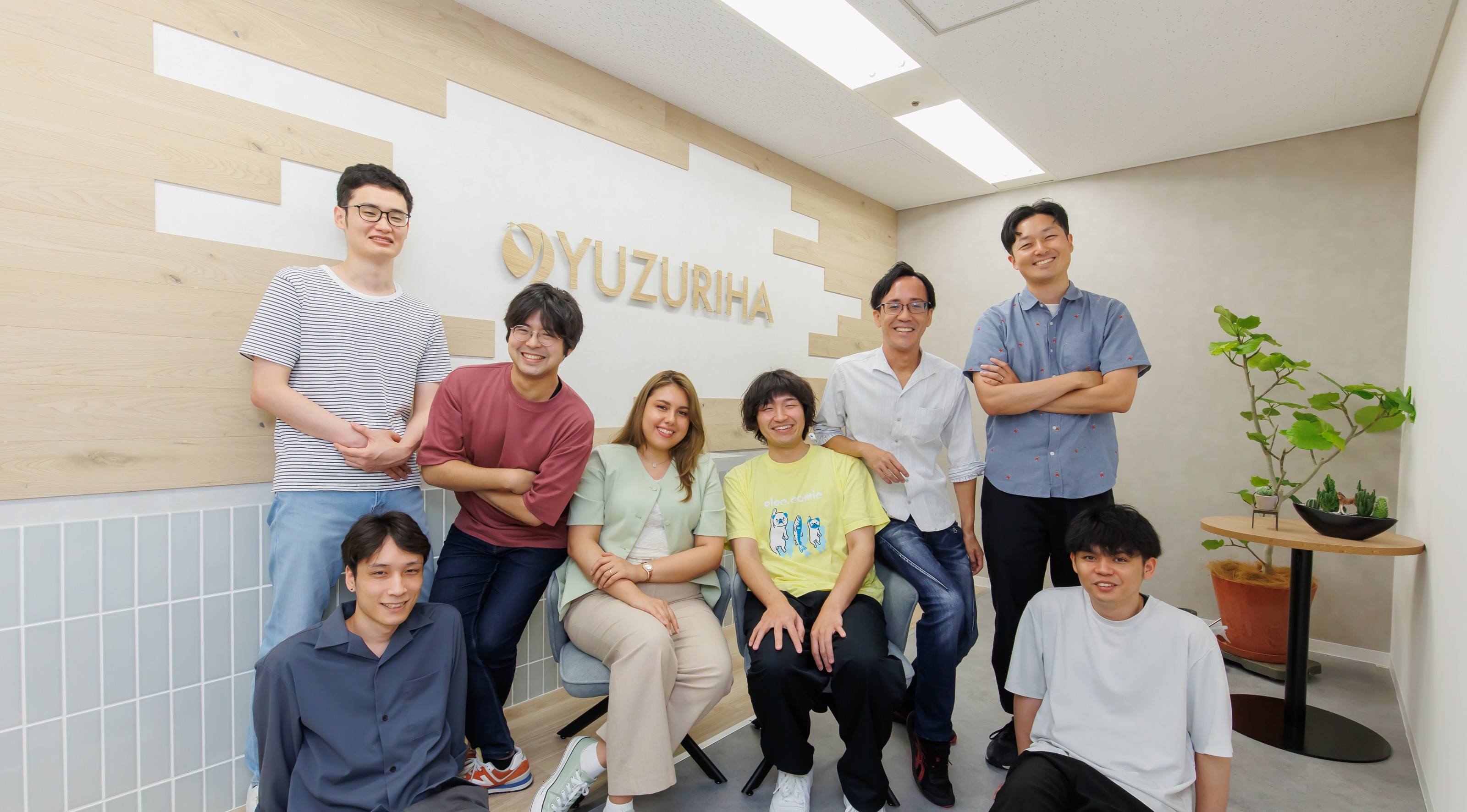 プロの手で撮影、いつもの仲間と新しいオフィス