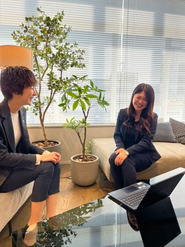 オープンスペースでの談笑での何気ない会話から、新しい事業等につながることもあります。