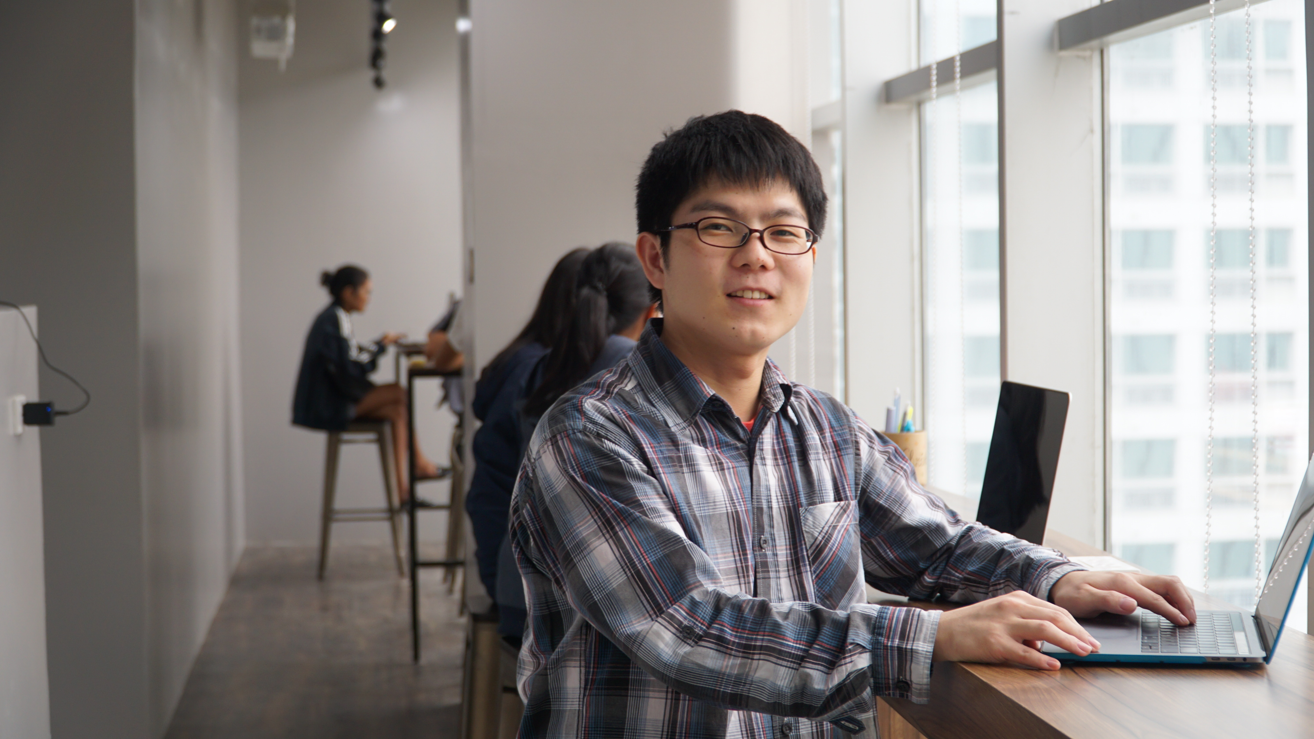 【Inspire you!】「石橋を叩いて砕く」性格の僕が海外でエンジニア講師になった理由