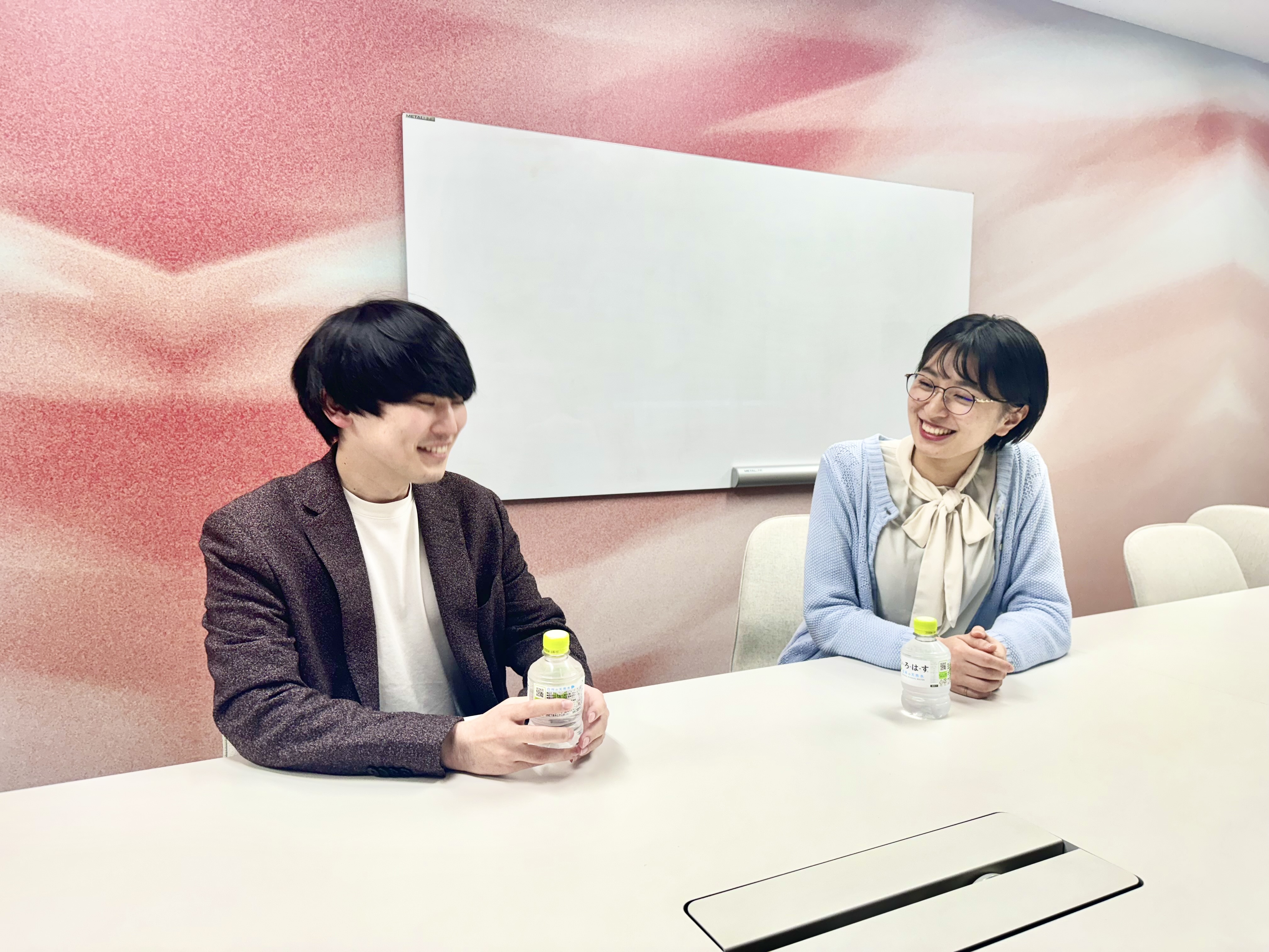 【社員インタビュー】はじまりはカスタマーサポートから。先輩社員がアーラリンクでの成長を語る。