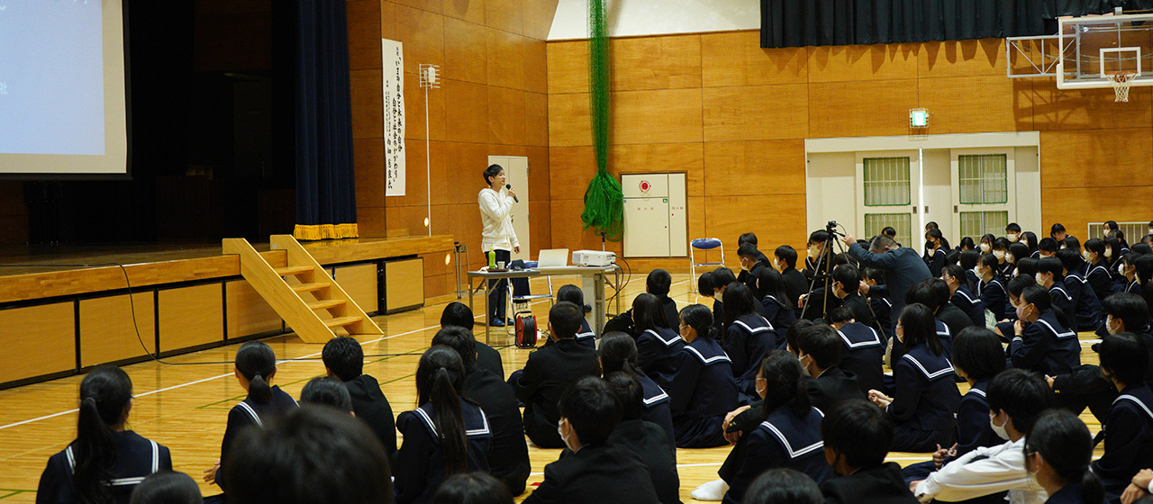 「人は変われる」ことを伝えに、GMOメイクショップ社長が坂出高校で講演いたしました！