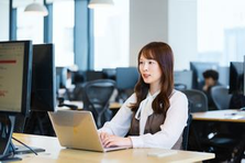 営業｜年間売上30億円の弊社メイン事業マッハバイトの牽引をお任せします！