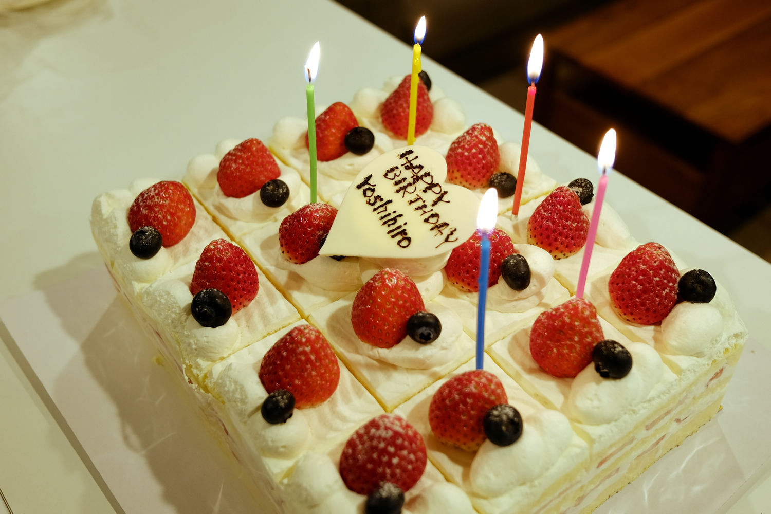 誕生日をみんなでお祝い - インテリジェントネットの日常をご紹介