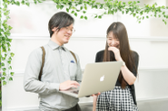チーム開発なので、社内で仕事の打ち合わせなどを行います。